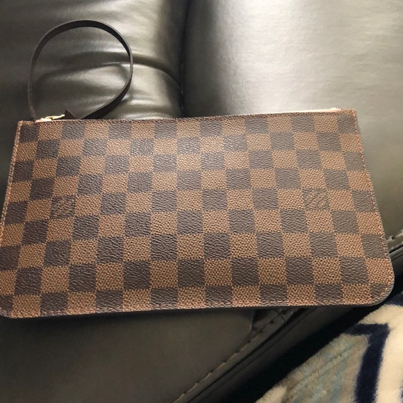 Louis Vuitton Handbags - PRICE DROPP!!Authentic Louis Vuitton Never Full MM